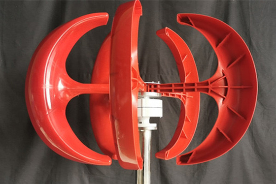 A turbina eólica vermelha da lanterna IP54 para fora do ponto baixo da casa 200W 12V 24V da grade começa acima da velocidade do vento