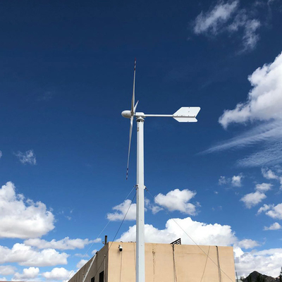 5000W geradores de vento horizontais brancos axiais horizontais da turbina eólica 1KW 48V 220V para o uso da casa