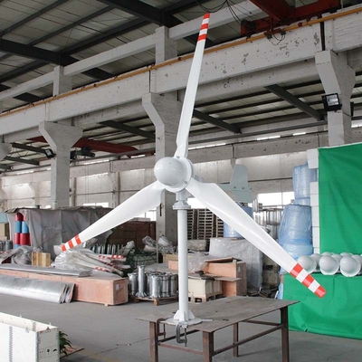 Gerador de vento residencial vermelho do gerador de turbina eólica do telhado da lâmina da fibra de vidro