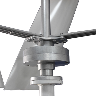Turbina eólica vertical do gerador de ímã permanente da turbina eólica 6KW 96V 380V da linha central de VAWT